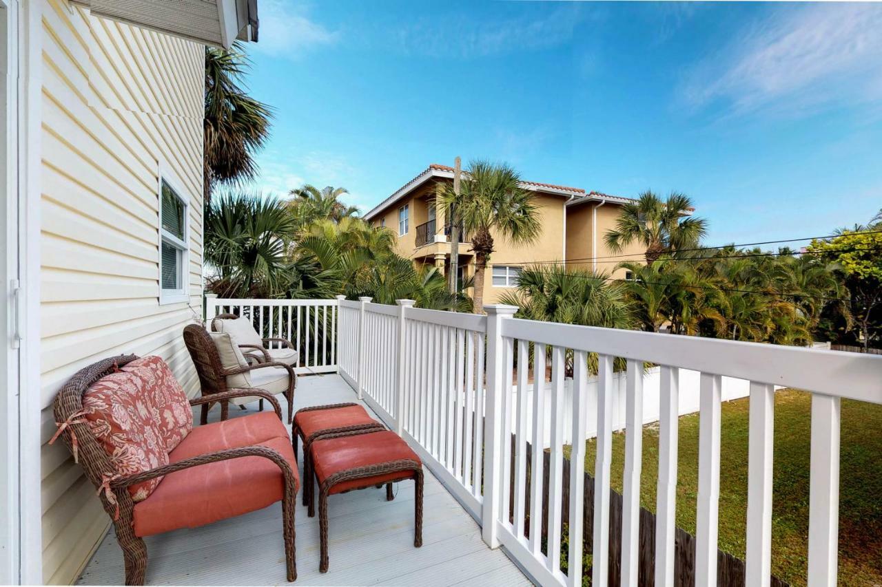 Safari Suite Bradenton Beach Exterior photo